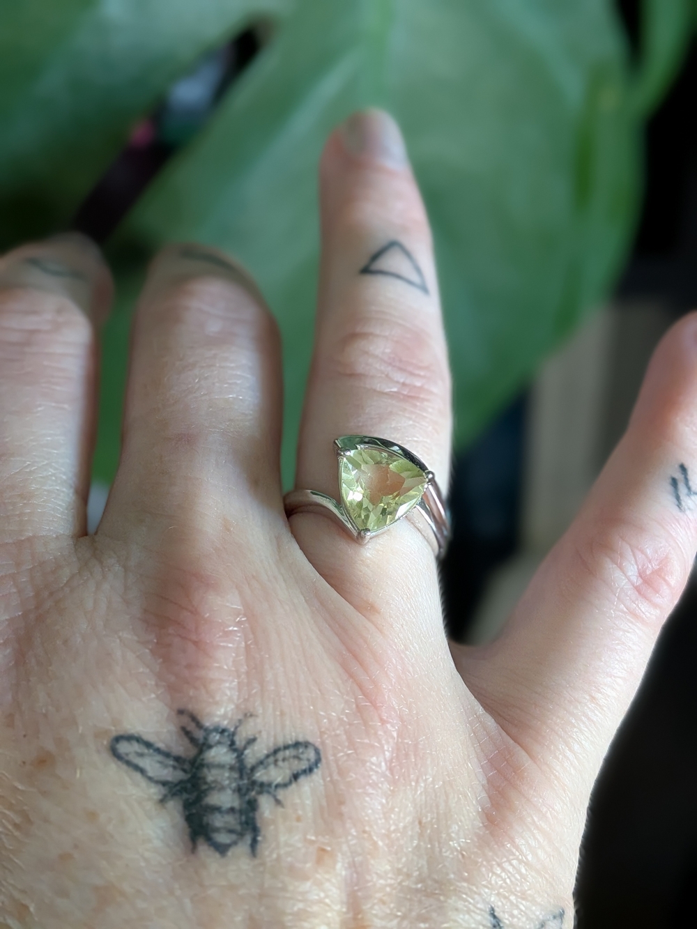 Sterling Silver Trillion-Cut Lemon Quartz Gemstone Ring